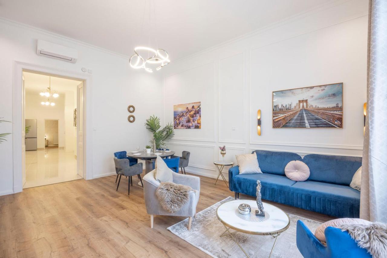 Luxurious Central Grand Home W/ 3Bedrm 2Bathrm Budapest Eksteriør bilde