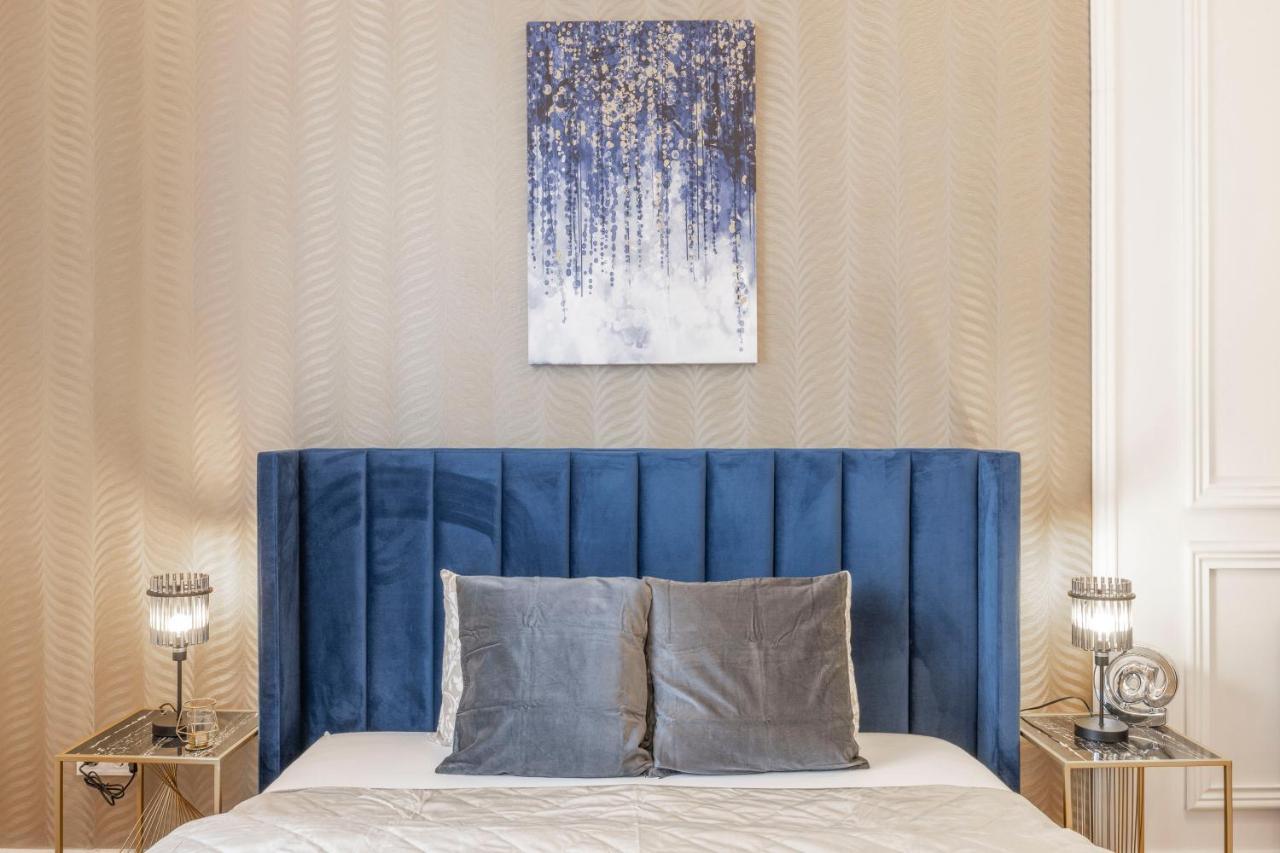 Luxurious Central Grand Home W/ 3Bedrm 2Bathrm Budapest Eksteriør bilde