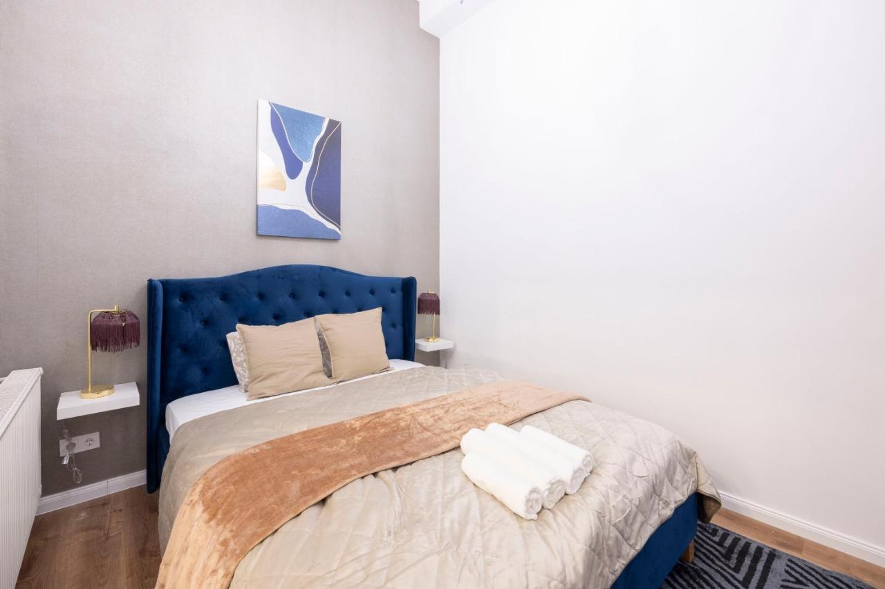 Luxurious Central Grand Home W/ 3Bedrm 2Bathrm Budapest Eksteriør bilde