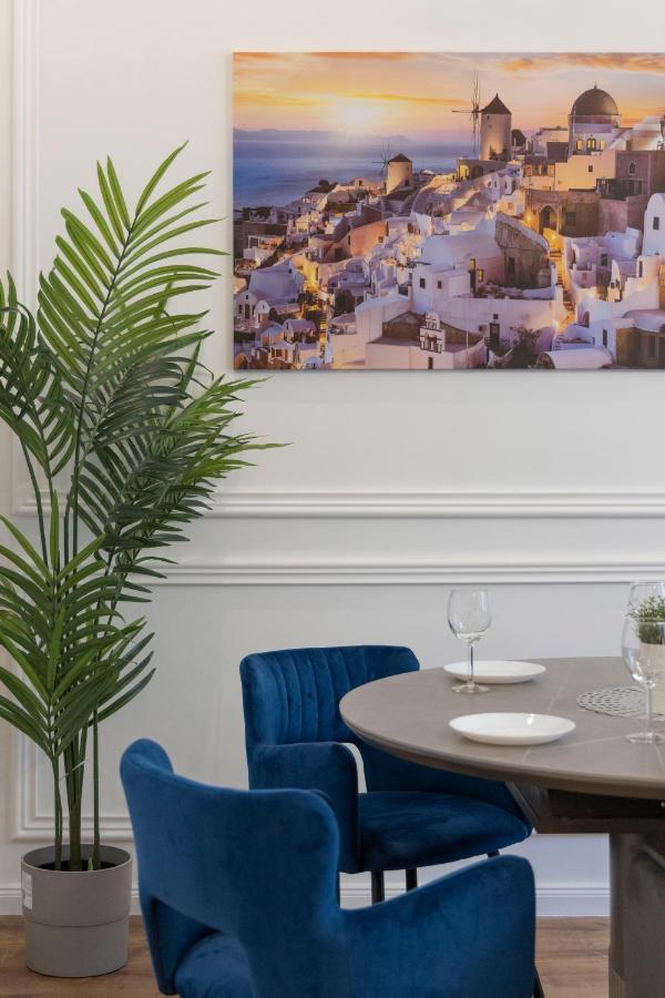 Luxurious Central Grand Home W/ 3Bedrm 2Bathrm Budapest Eksteriør bilde